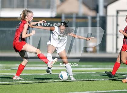 Thumbnail 3 in Owyhee vs. Mountain View- IDHSAA 5A Championship Quarterfinal photogallery.