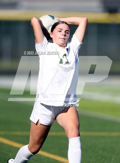 Thumbnail 3 in Owyhee vs. Mountain View- IDHSAA 5A Championship Quarterfinal photogallery.