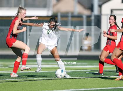 Thumbnail 1 in Owyhee vs. Mountain View- IDHSAA 5A Championship Quarterfinal photogallery.