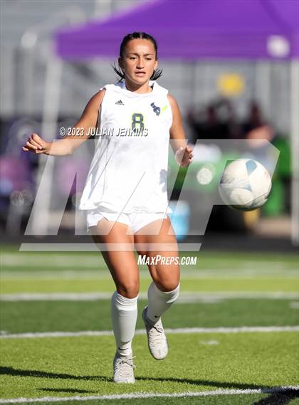 Thumbnail 2 in Owyhee vs. Mountain View- IDHSAA 5A Championship Quarterfinal photogallery.