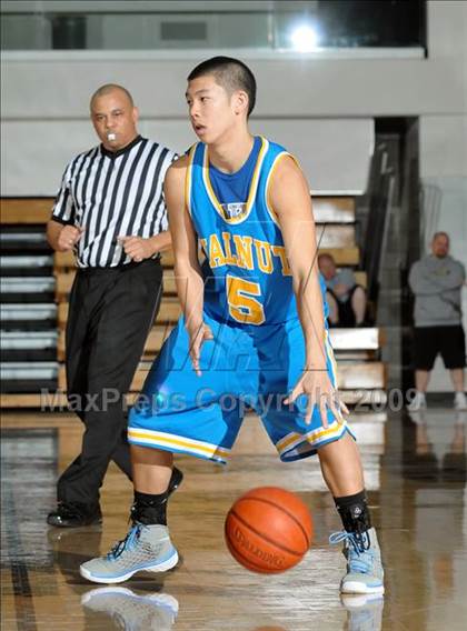 Thumbnail 2 in Flintridge Prep vs. Walnut (So Cal Shootout) photogallery.