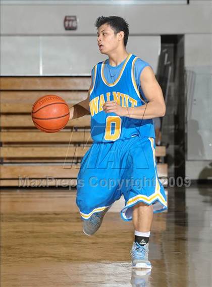 Thumbnail 2 in Flintridge Prep vs. Walnut (So Cal Shootout) photogallery.