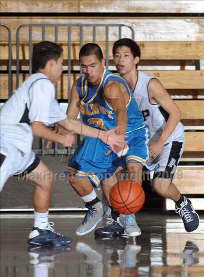 Thumbnail 3 in Flintridge Prep vs. Walnut (So Cal Shootout) photogallery.