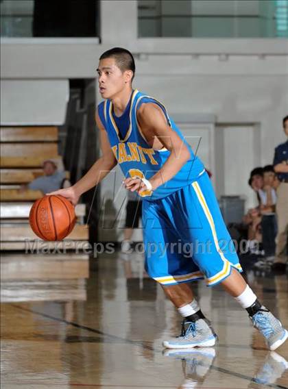 Thumbnail 1 in Flintridge Prep vs. Walnut (So Cal Shootout) photogallery.