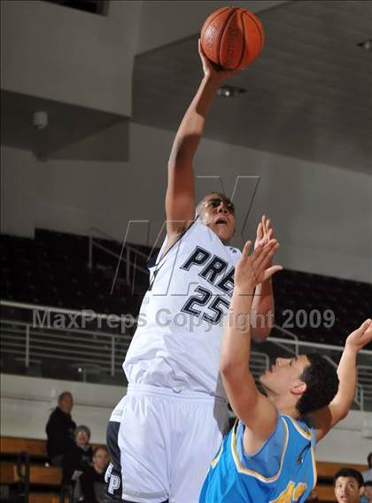 Thumbnail 2 in Flintridge Prep vs. Walnut (So Cal Shootout) photogallery.