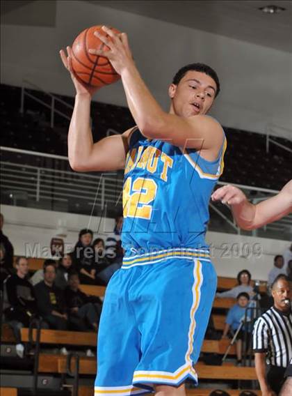 Thumbnail 1 in Flintridge Prep vs. Walnut (So Cal Shootout) photogallery.