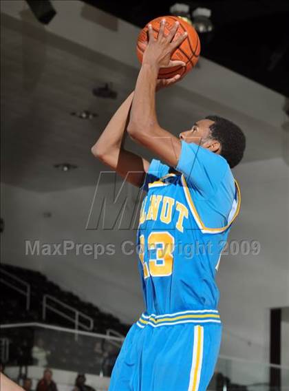 Thumbnail 2 in Flintridge Prep vs. Walnut (So Cal Shootout) photogallery.