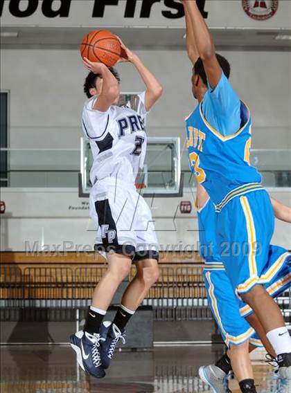 Thumbnail 3 in Flintridge Prep vs. Walnut (So Cal Shootout) photogallery.