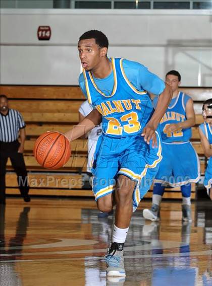 Thumbnail 3 in Flintridge Prep vs. Walnut (So Cal Shootout) photogallery.