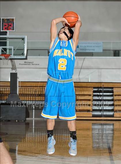 Thumbnail 1 in Flintridge Prep vs. Walnut (So Cal Shootout) photogallery.