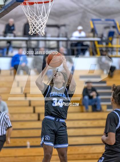 Thumbnail 1 in Greater Johnstown vs. Beaver Falls photogallery.