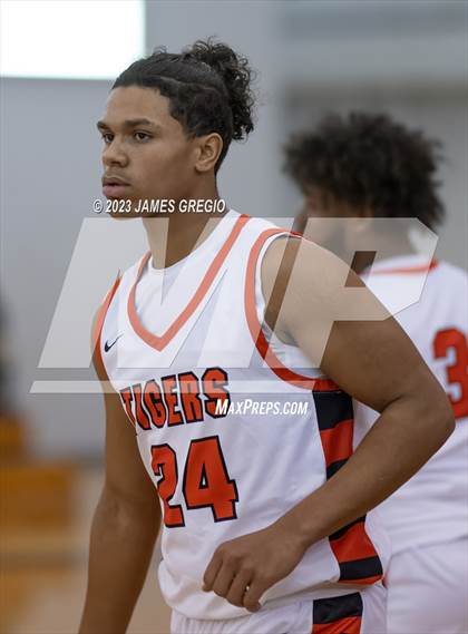 Thumbnail 1 in Greater Johnstown vs. Beaver Falls photogallery.