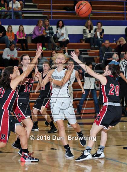 Thumbnail 1 in Ravenwood vs. Farragut (Winterfest Shootout) photogallery.