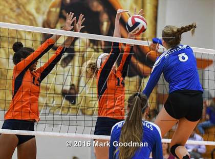 Thumbnail 3 in Katy Taylor @ Seven Lakes photogallery.