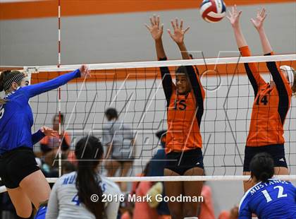 Thumbnail 3 in Katy Taylor @ Seven Lakes photogallery.