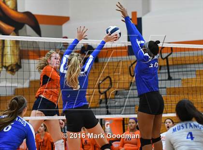 Thumbnail 1 in Katy Taylor @ Seven Lakes photogallery.