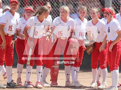 Thumbnail 2 in Mountain Ridge vs. Spanish Fork (UHSAA 5A Final) photogallery.
