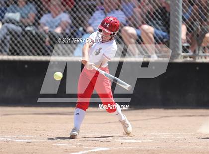 Thumbnail 1 in Mountain Ridge vs. Spanish Fork (UHSAA 5A Final) photogallery.