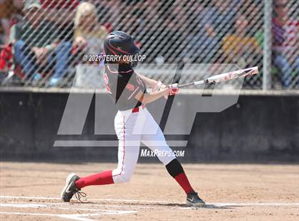 Thumbnail 3 in Mountain Ridge vs. Spanish Fork (UHSAA 5A Final) photogallery.