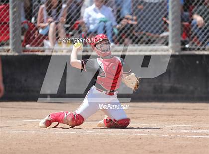 Thumbnail 3 in Mountain Ridge vs. Spanish Fork (UHSAA 5A Final) photogallery.