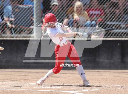 Thumbnail 3 in Mountain Ridge vs. Spanish Fork (UHSAA 5A Final) photogallery.
