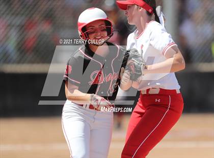 Thumbnail 2 in Mountain Ridge vs. Spanish Fork (UHSAA 5A Final) photogallery.