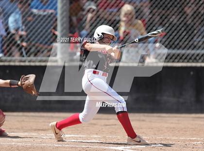Thumbnail 1 in Mountain Ridge vs. Spanish Fork (UHSAA 5A Final) photogallery.