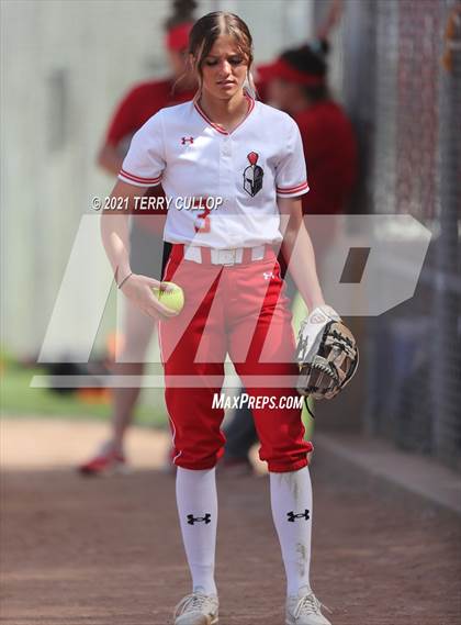 Thumbnail 3 in Mountain Ridge vs. Spanish Fork (UHSAA 5A Final) photogallery.