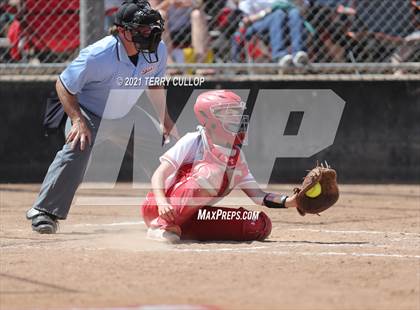 Thumbnail 2 in Mountain Ridge vs. Spanish Fork (UHSAA 5A Final) photogallery.