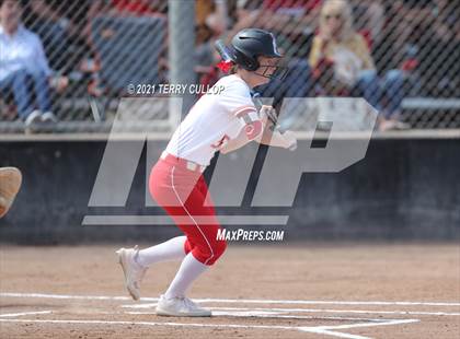 Thumbnail 1 in Mountain Ridge vs. Spanish Fork (UHSAA 5A Final) photogallery.
