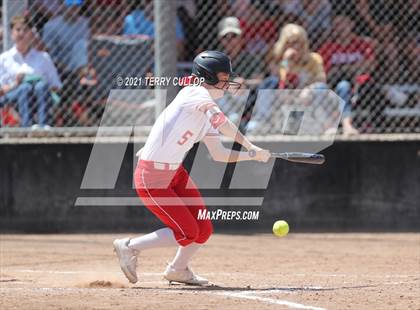 Thumbnail 2 in Mountain Ridge vs. Spanish Fork (UHSAA 5A Final) photogallery.