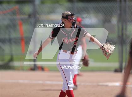 Thumbnail 3 in Mountain Ridge vs. Spanish Fork (UHSAA 5A Final) photogallery.