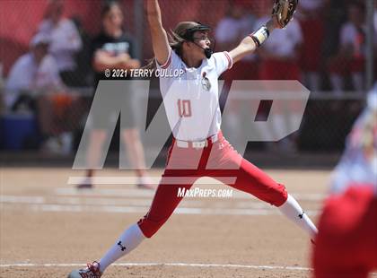 Thumbnail 3 in Mountain Ridge vs. Spanish Fork (UHSAA 5A Final) photogallery.