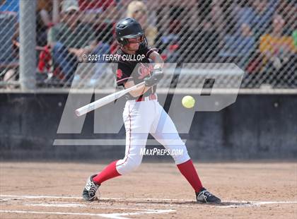 Thumbnail 2 in Mountain Ridge vs. Spanish Fork (UHSAA 5A Final) photogallery.