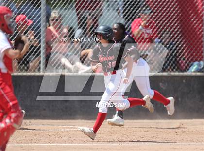 Thumbnail 3 in Mountain Ridge vs. Spanish Fork (UHSAA 5A Final) photogallery.