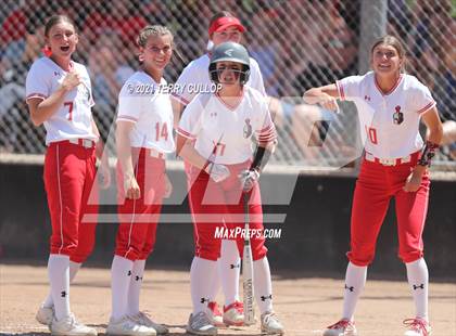 Thumbnail 1 in Mountain Ridge vs. Spanish Fork (UHSAA 5A Final) photogallery.