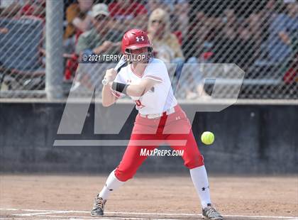 Thumbnail 1 in Mountain Ridge vs. Spanish Fork (UHSAA 5A Final) photogallery.