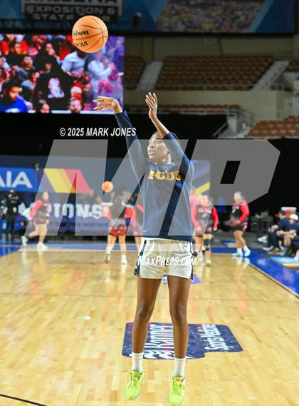 Thumbnail 1 in Phoenix Country Day vs. Page (AIA Copper Final) photogallery.