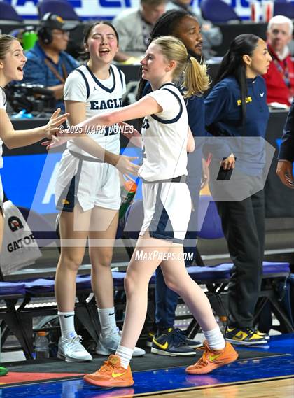 Thumbnail 2 in Phoenix Country Day vs. Page (AIA Copper Final) photogallery.