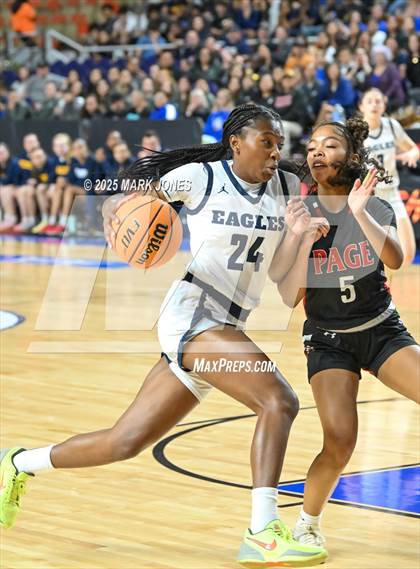 Thumbnail 2 in Phoenix Country Day vs. Page (AIA Copper Final) photogallery.