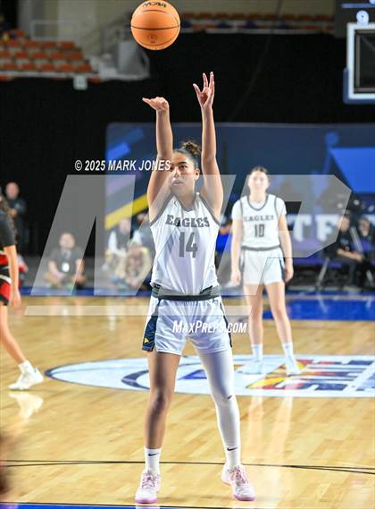 Thumbnail 1 in Phoenix Country Day vs. Page (AIA Copper Final) photogallery.