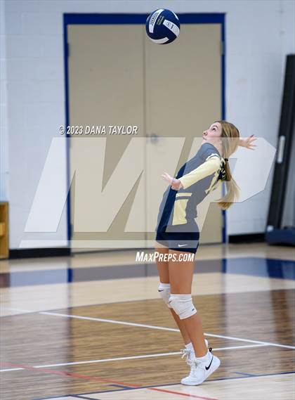 Thumbnail 2 in Lipan @ Perrin-Whitt photogallery.