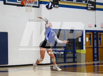 Thumbnail 3 in Lipan @ Perrin-Whitt photogallery.