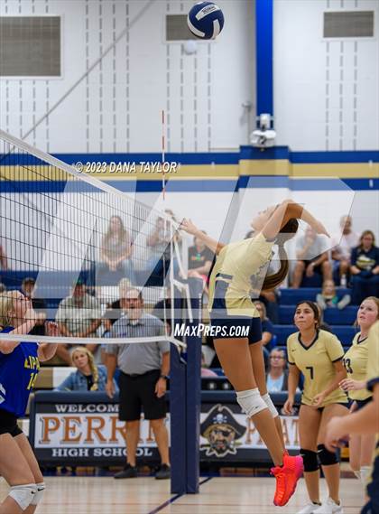 Thumbnail 3 in Lipan @ Perrin-Whitt photogallery.