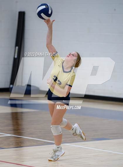 Thumbnail 1 in Lipan @ Perrin-Whitt photogallery.