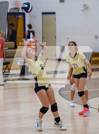 Thumbnail 1 in Lipan @ Perrin-Whitt photogallery.