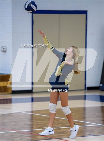 Thumbnail 1 in Lipan @ Perrin-Whitt photogallery.