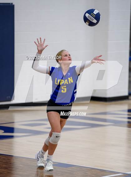 Thumbnail 2 in Lipan @ Perrin-Whitt photogallery.