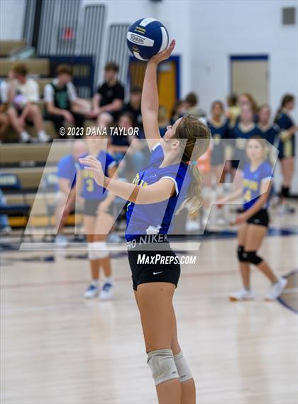 Thumbnail 2 in Lipan @ Perrin-Whitt photogallery.