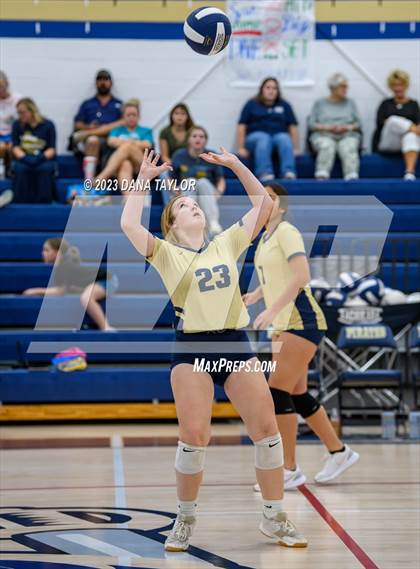 Thumbnail 1 in Lipan @ Perrin-Whitt photogallery.